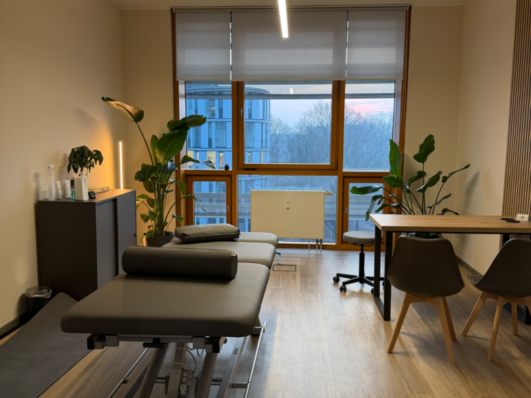 Skoliose-Therapie nach Schroth zur Behandlung von Wirbelsäulenverkrümmungen bei PXA in Hamburg